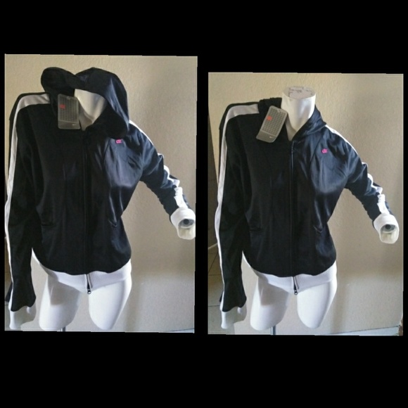 Nike Jackets & Blazers - 🖤Nike🖤 Hoody Jacket